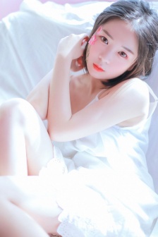 小雨去医院面试体检被老医生